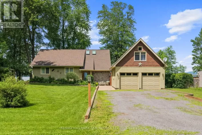 4350 ARMITAGE AVENUE, Ottawa