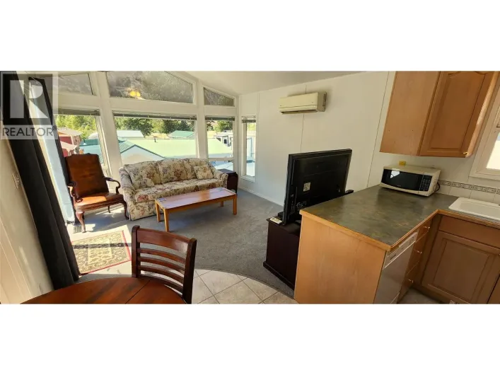 4354 3 Highway Unit# 72, Keremeos