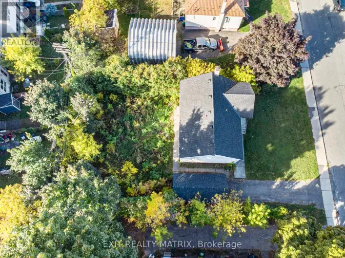 House for sale: 436 BLAKE BOULEVARD, Ottawa