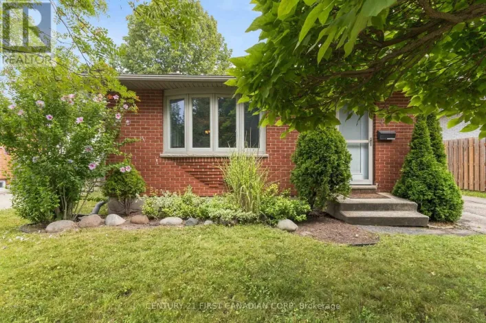 436 FERNDALE AVENUE, London South