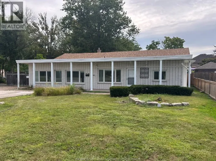 4360 HOWARD AVENUE, Windsor