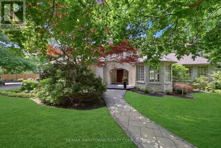 437 CAIRNCROFT ROAD, Oakville