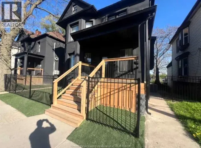 437 WYANDOTTE STREET West Unit# 3, Windsor