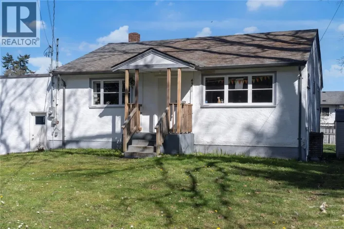 4371 Shelbourne St, Saanich