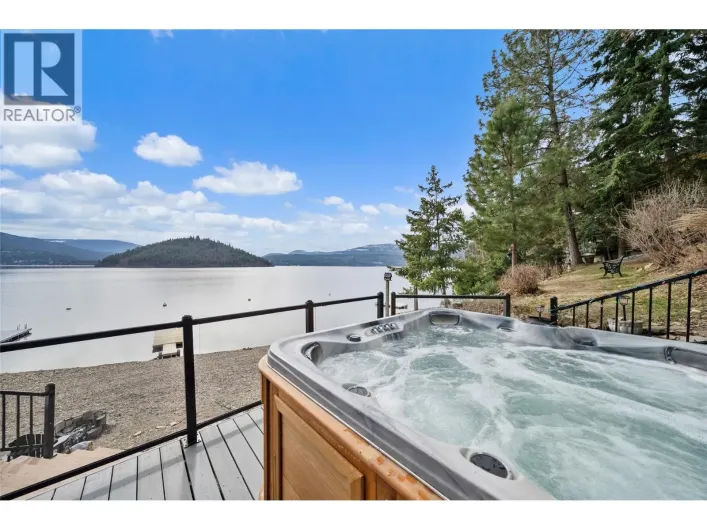 4378 Copper Cove Road, Scotch Creek