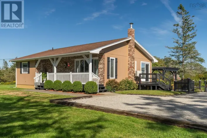 438 Lake George Road, South Ohio