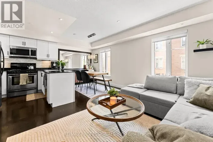 Row / Townhouse for sale: 439 - 34 WESTERN BATTERY ROAD, Toronto
