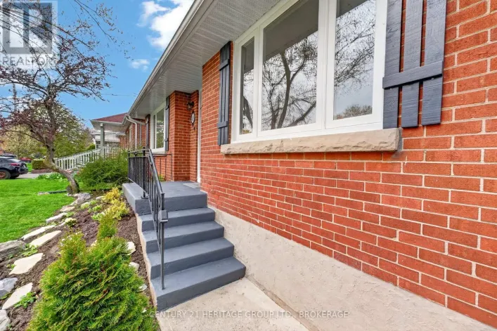 439 COLLEGE STREET, Kingston