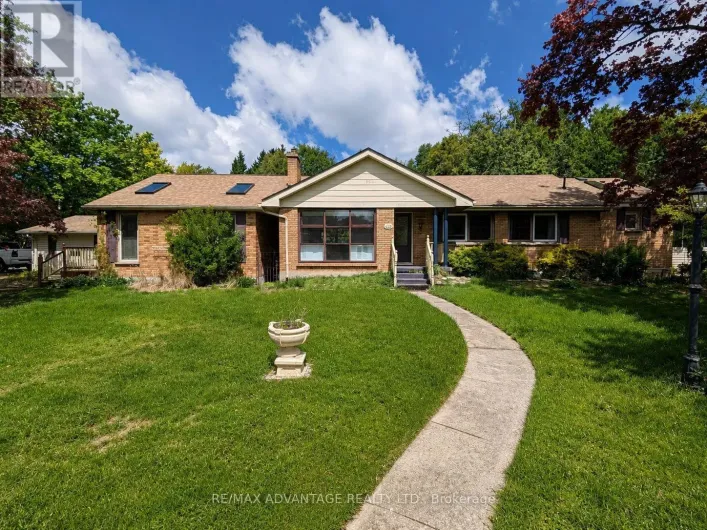 439 COOMBS AVENUE, London North