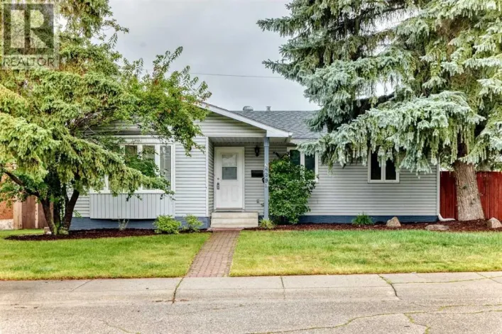 439 Queen Charlotte Drive SE, Calgary