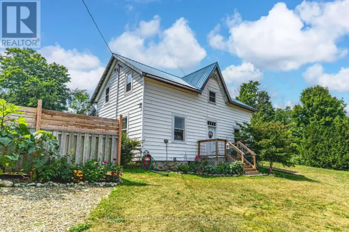 4396 PENETANGUISHENE ROAD, Springwater
