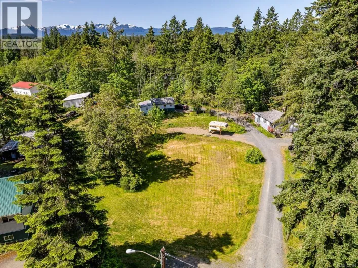 4399 Island Hwy S, Courtenay