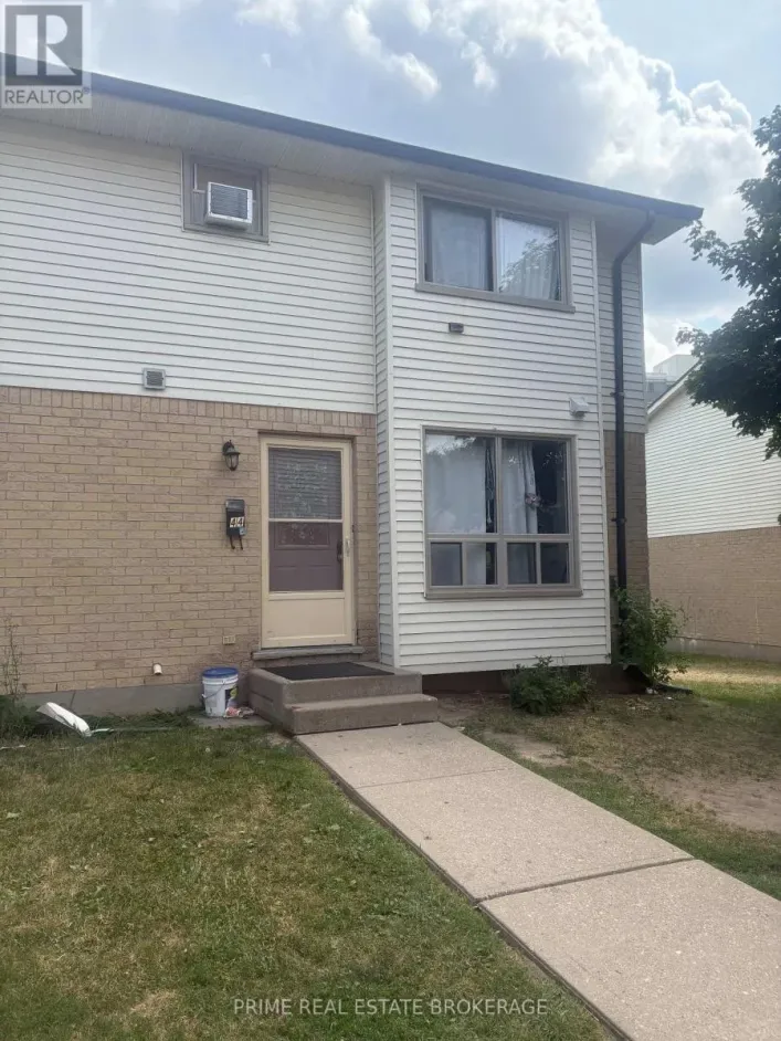 44 - 135 BELMONT DRIVE, London South