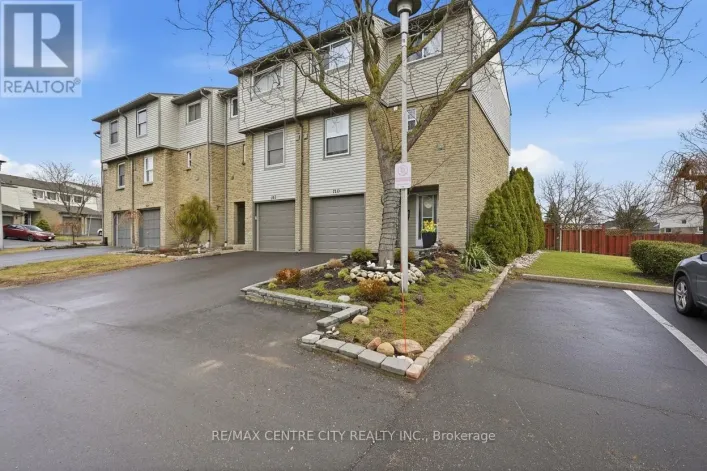 44 - 159 DEVERON CRESCENT, London South