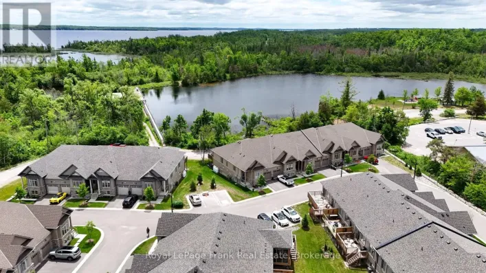 44 - 17 LAKEWOOD CRESCENT, Kawartha Lakes