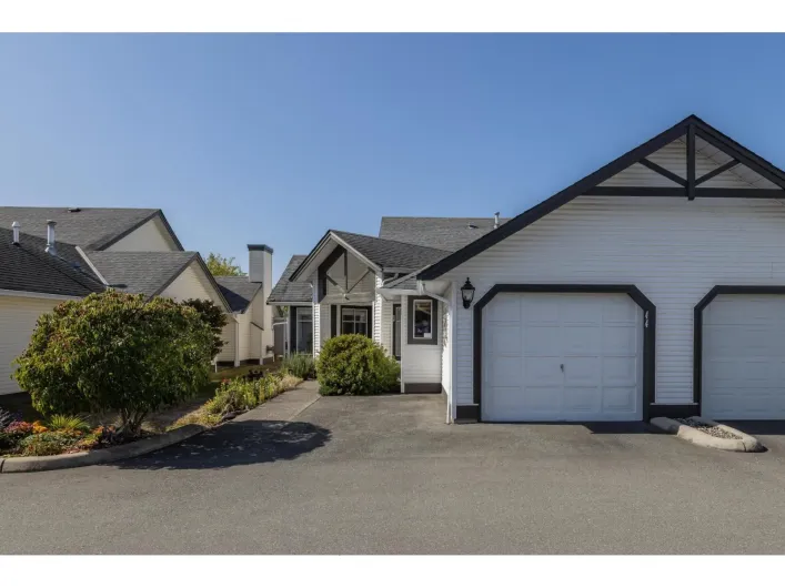 44 19649 53 AVENUE, Langley