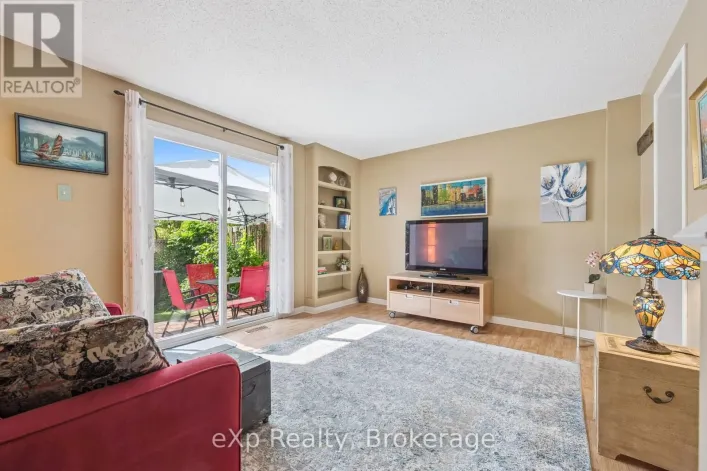 44 - 40 SILVERCREEK PARKWAY N, Guelph