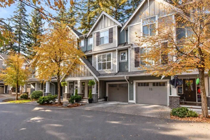 44 5837 SAPPERS WAY|Garrison Crossing, Chilliwack