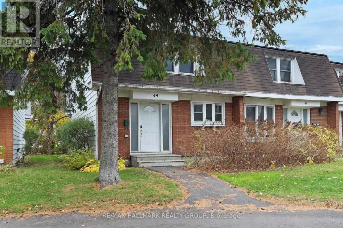 44 - 920 DYNES ROAD, Ottawa