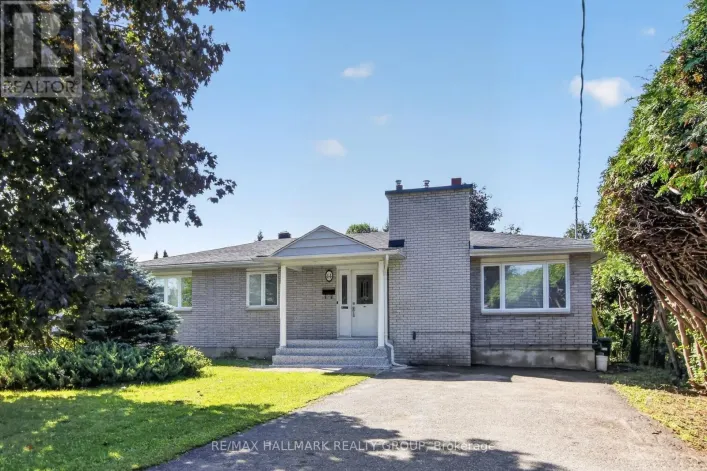 44 APPLEFORD STREET, Ottawa
