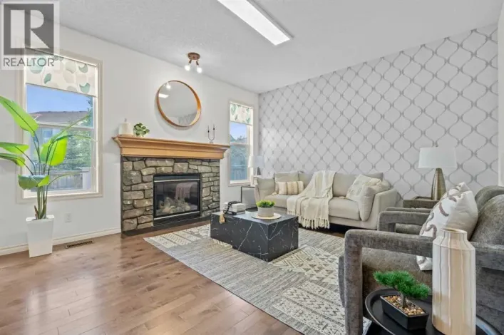 44 Aspen Hills Close SW, Calgary