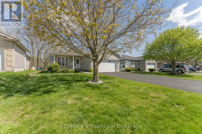 44 BEECH BOULEVARD, Tillsonburg
