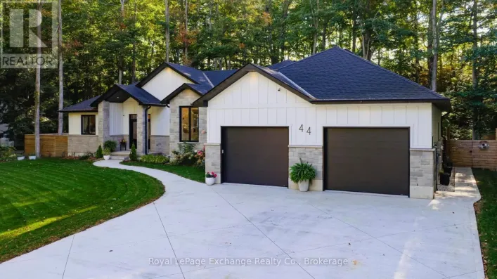 44 BLAIRS TRAIL N, Huron-Kinloss