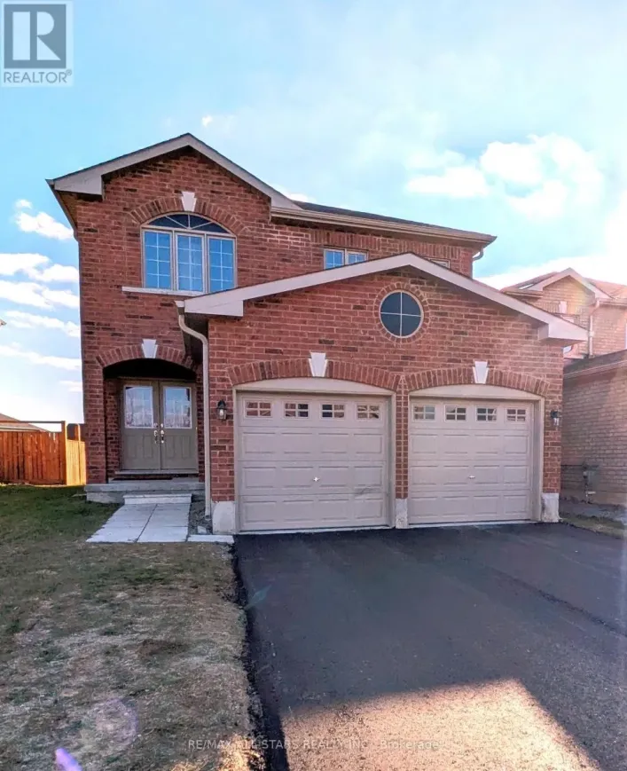 44 CAREW BOULEVARD, Kawartha Lakes