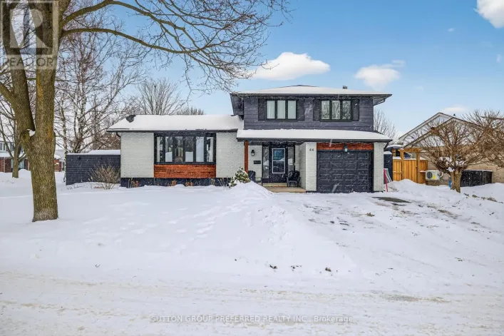 44 CUMBERLAND CRESCENT, London North