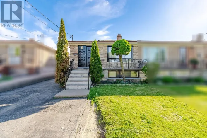44 DUNCANWOODS DRIVE, Toronto