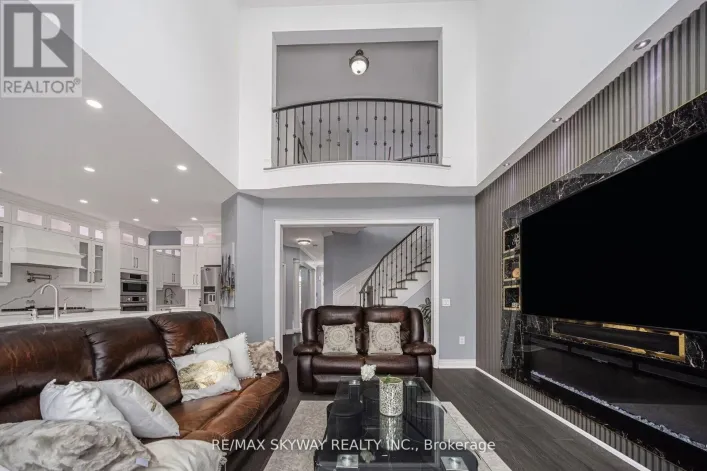 44 EAGLESPRINGS CRESCENT, Brampton
