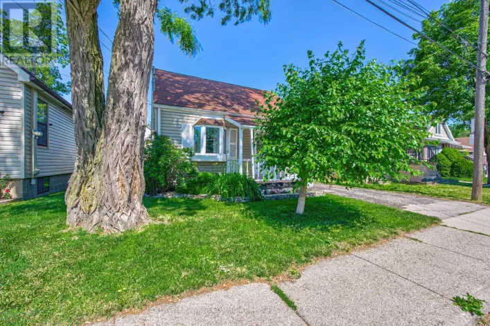 44 EAST 32ND STREET, Hamilton