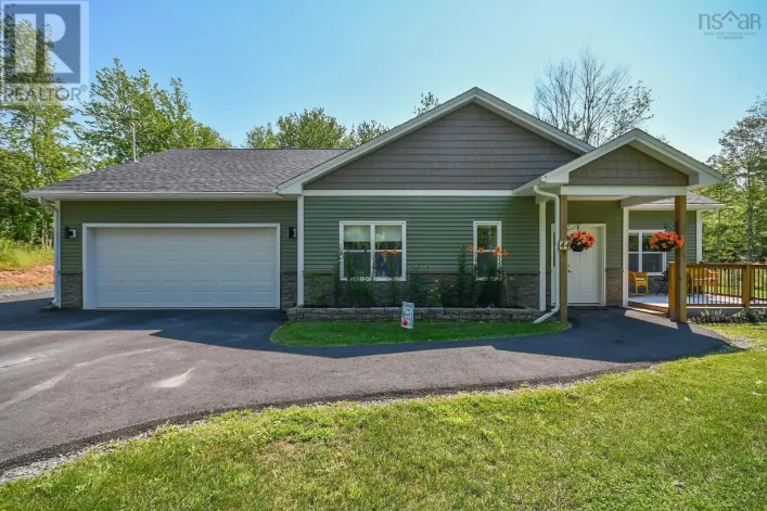 44 Fairway Avenue, Shubenacadie East
