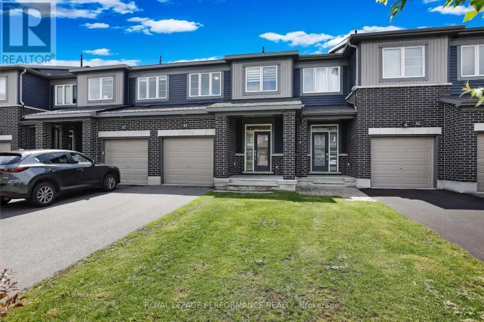 44 GARDENPOST TERRACE, Ottawa