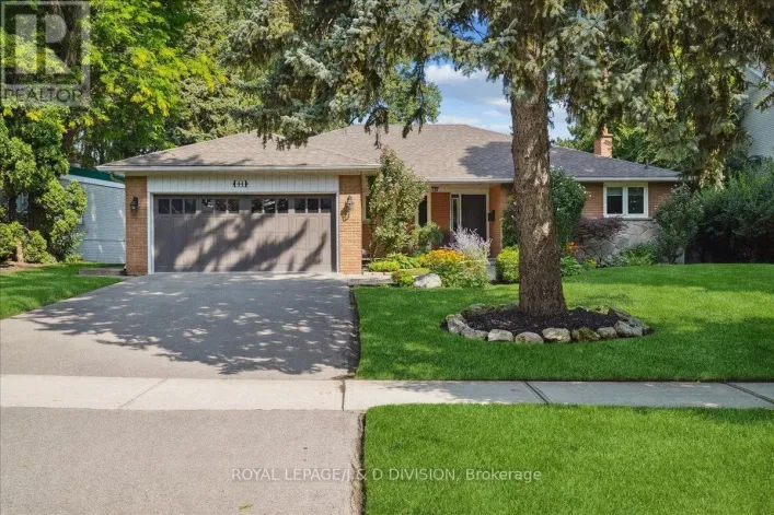 44 GEORGE HENRY BOULEVARD, Toronto