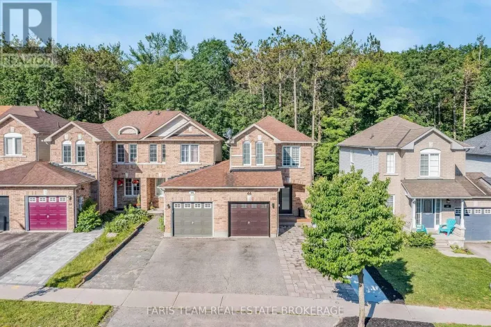 44 HAWTHORNE CRESCENT, Barrie