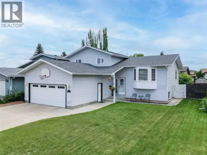 44 Huget Crescent, Red Deer