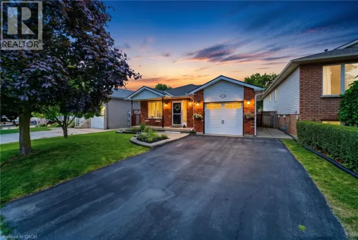 44 MARION Street, Mount Hope