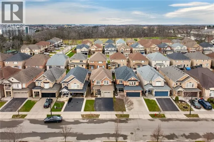44 MATTEO Trail, Hamilton