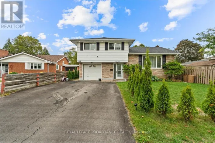 44 MEADOWVALE AVENUE, Belleville