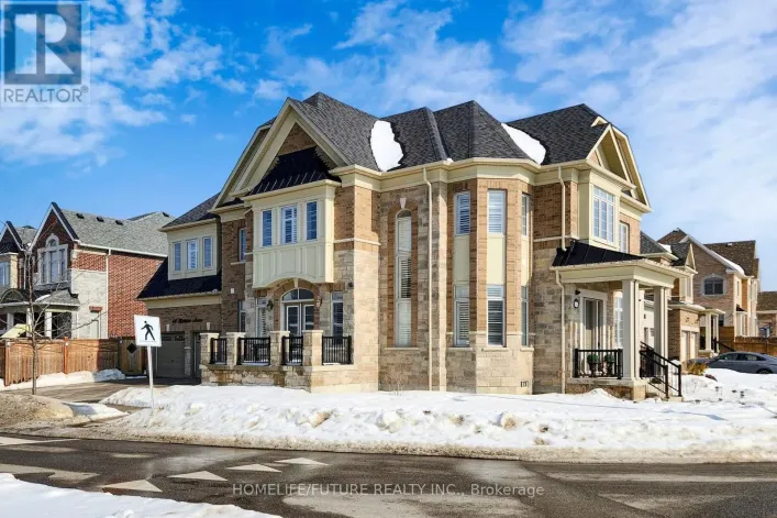 44 MICKLEFIELD AVENUE, Whitby