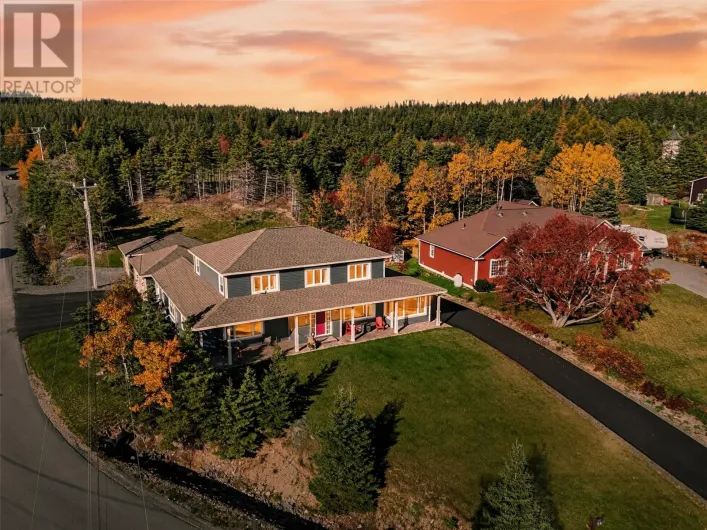 44 North River Road, North River