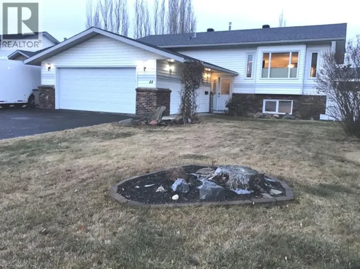 44 PARK Drive, Whitecourt