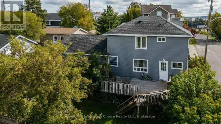 44 PETER STREET, Kenora