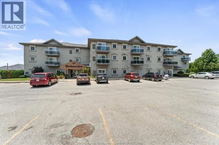 44 ROBSON ROAD Unit# 106, Leamington