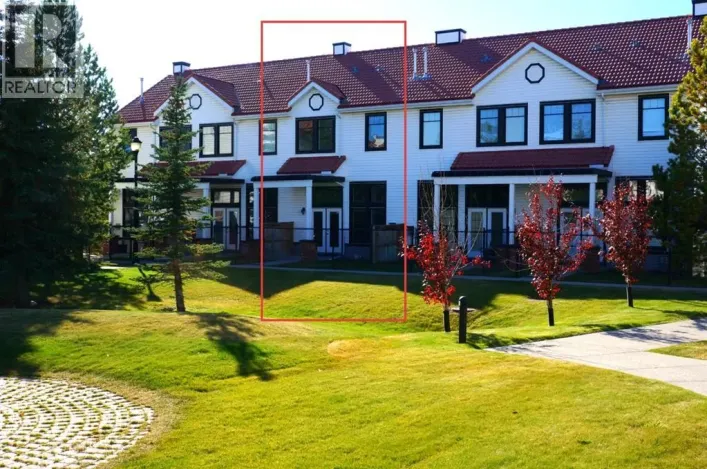 44 Royal Oak Lane NW, Calgary