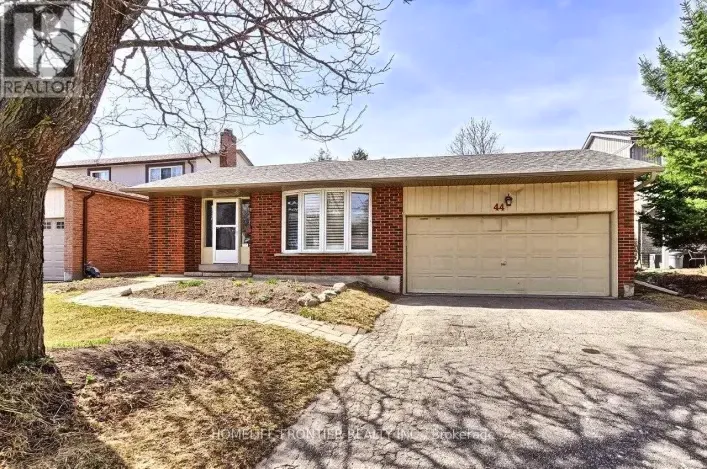 House for sale: 44 RUTLEDGE AVENUE, Newmarket