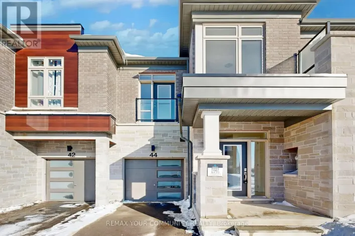 44 SCHMELTZER CRESCENT, Richmond Hill