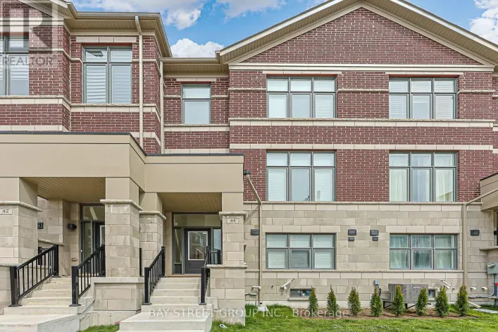 44 SEINE LANE, Richmond Hill