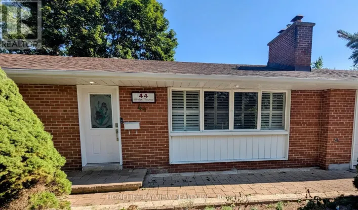 44 STARLIGHT CRESCENT, Richmond Hill